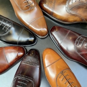 IMG 4499 300x300 - 【英国靴】イギリスの革靴ブランド14選！おすすめ格付け＆特徴【ノーザンプトン】