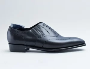 image 83 300x229 - 「リーガルの靴が恥ずかしい」と思う人が絶えない理由｜日本ブランドの“ズレ”を語ろう