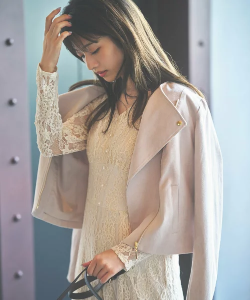 fx3495 03 1 - 【2023年最新】今、流行りのレディース服をプロが解説！トレンドファッションは？【20～40代】