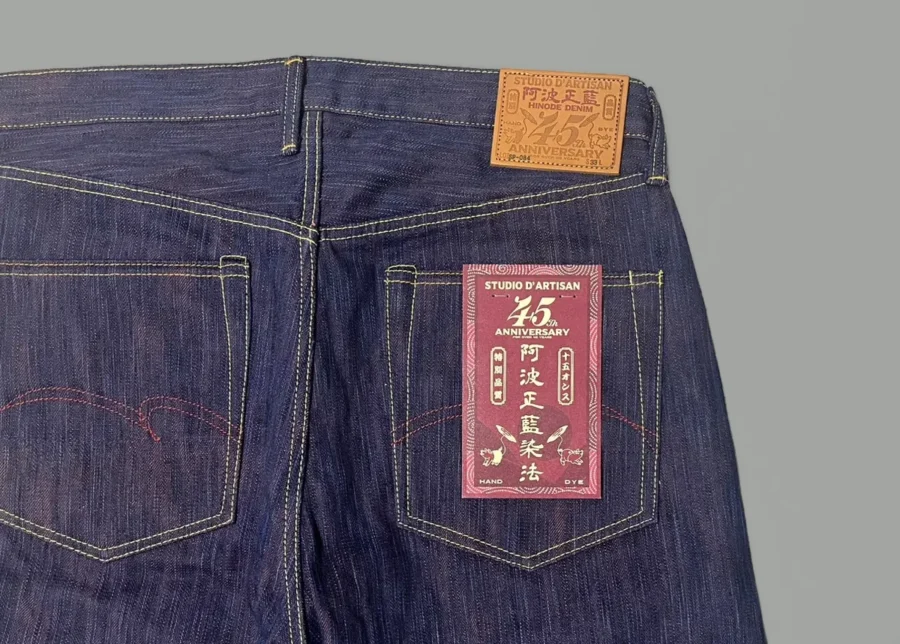 ダルチザン45周年ジーンズのバックスタイル